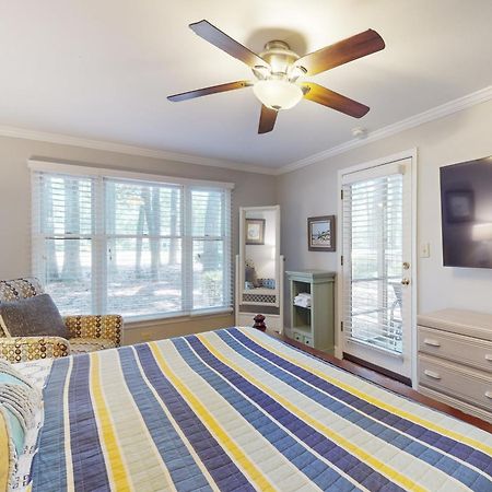 Pawleys Island Apartment Room photo