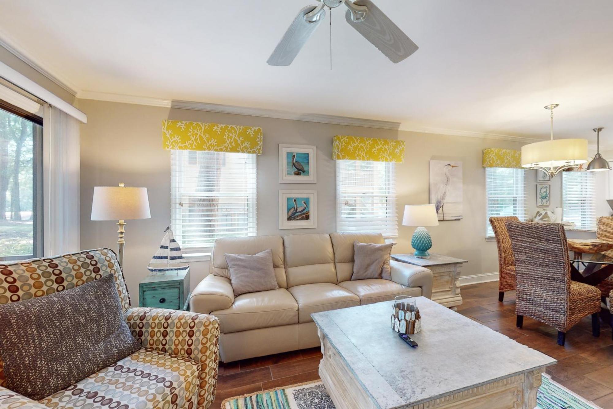 Pawleys Island Apartment Room photo