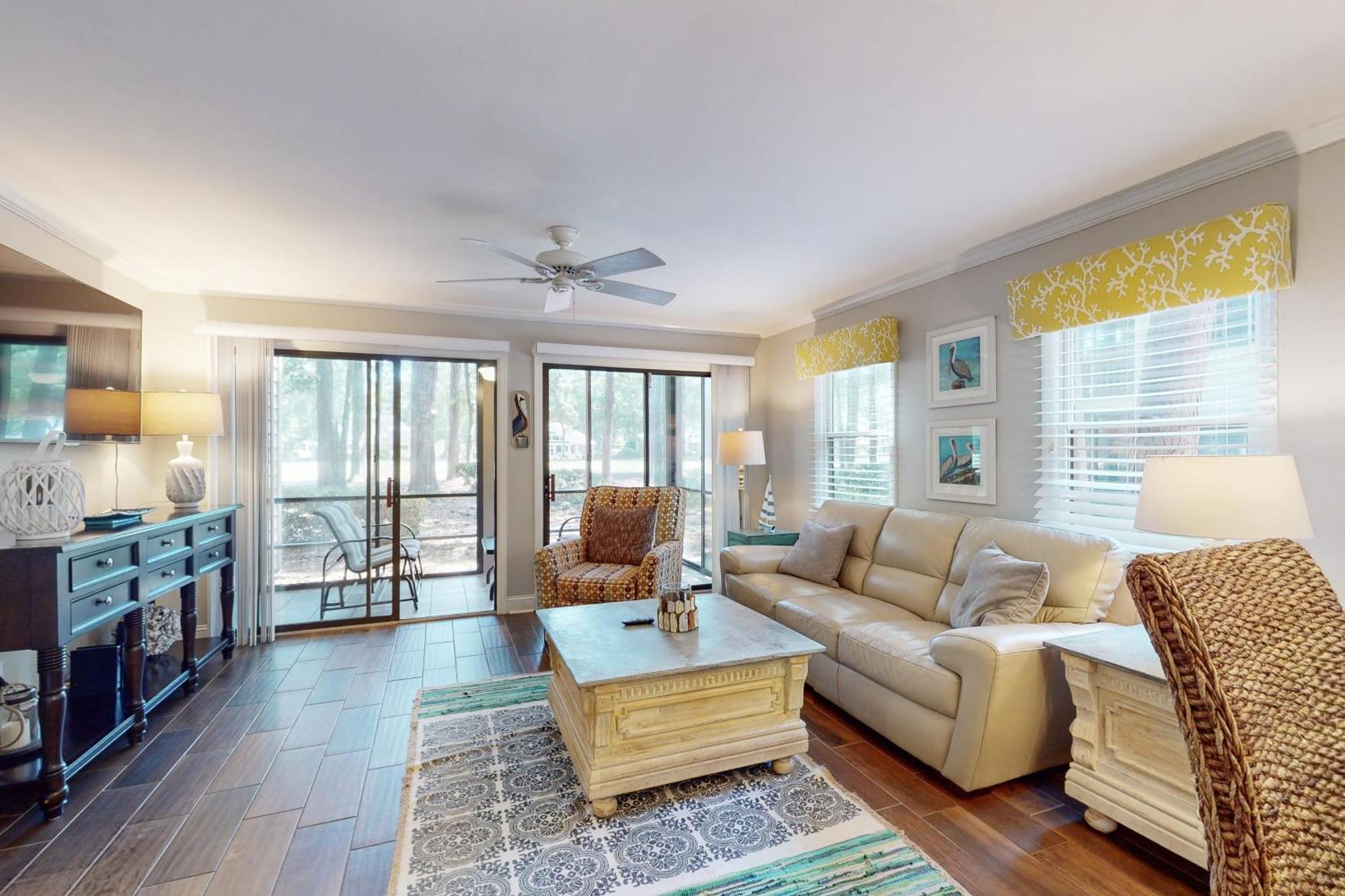 Pawleys Island Apartment Room photo